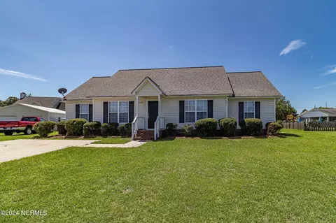 2162 Winder Dr, Winterville, NC 28590