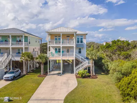 1410 E Dolphin Dr, Oak Island, NC 28465