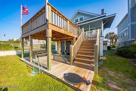 Exterior - 200 E Boardwalk Blvd, Atlantic Beach, NC 28512 photo 4 of 6