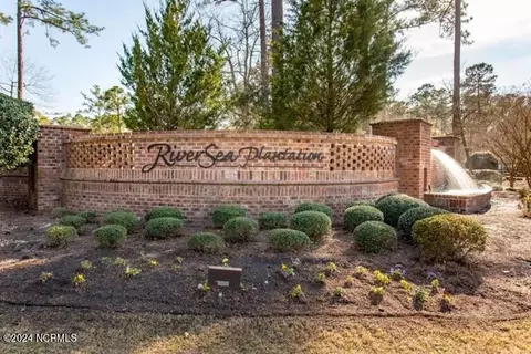 815 Weston Ln SE, Bolivia, NC 28422