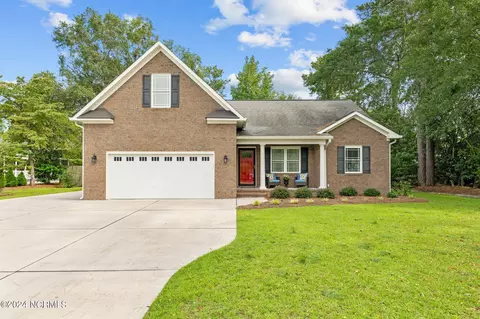 4716 Edgewood Dr, Trent Woods, NC 28562