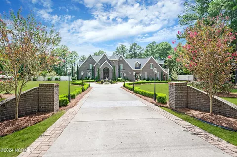 1859 Forlines Rd, Winterville, NC 28590