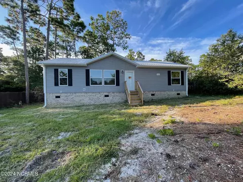 1760 Navajo Rd, Southport, NC 28461