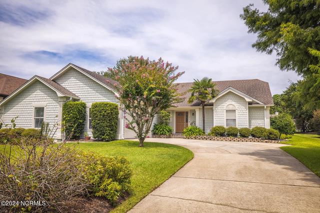 817 Berwyn Rd, Wilmington, NC 28409