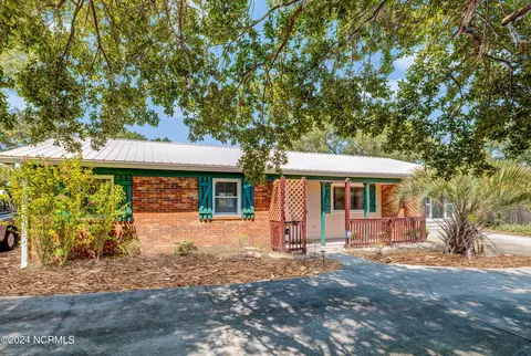218 Cathay Rd, Wilmington, NC 28412