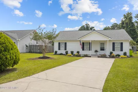 147 Woodland Dr, Havelock, NC 28532