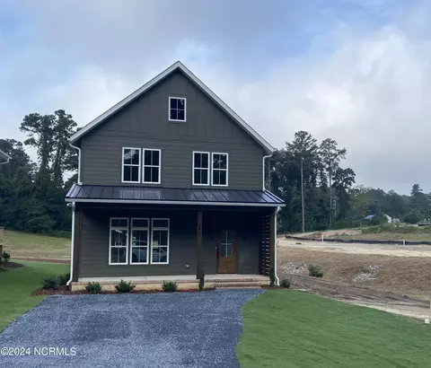 450 W Illinois Ave, Southern Pines, NC 28387