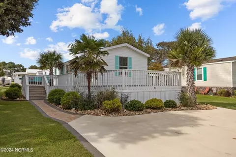 116 Blue Goose Ln, Newport, NC 28570