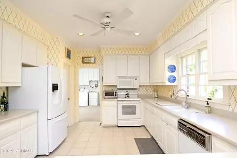 169 Devonshire Ave W, West End, NC 27376 photo 16