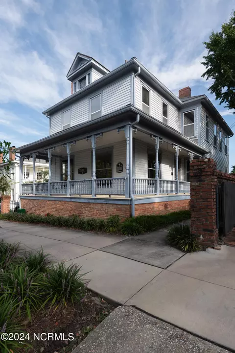 211 Orange St, Wilmington, NC 28401