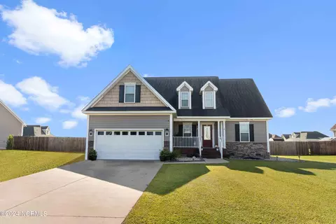 128 Willowbrook Dr, Pikeville, NC 27863
