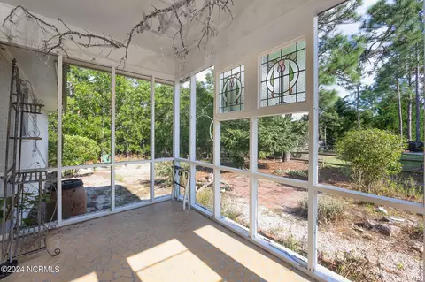 Exterior - 2 Gilmore Rd, Pinehurst, NC 28374 photo 2 of 5