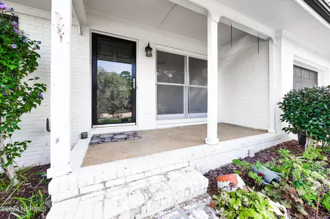 Exterior - 2 Gilmore Rd, Pinehurst, NC 28374 photo 4 of 5
