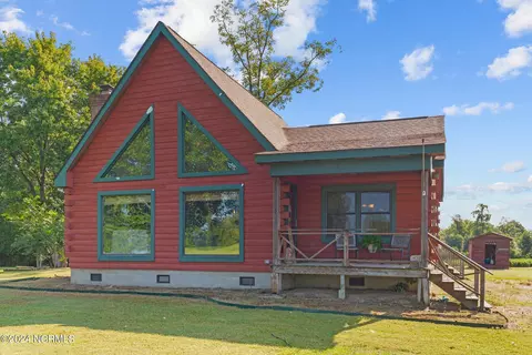 1321 Bynum Farm Rd, Pinetops, NC 27864