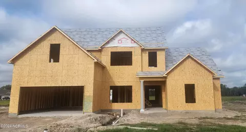 2028 Sharpnose St, New Bern, NC 28562