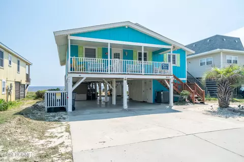 3923 W Beach Dr, Oak Island, NC 28465