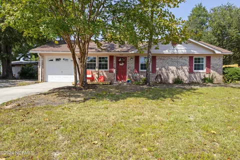406 Cathay Rd, Wilmington, NC 28412