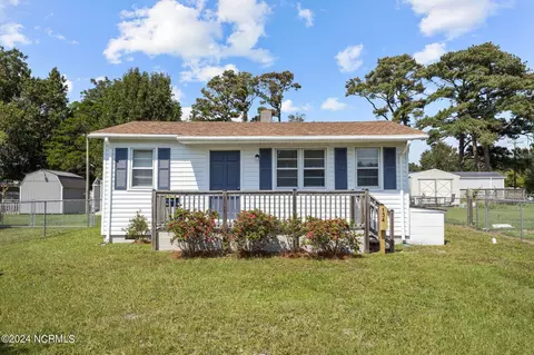 134 Lydia Rd, Morehead City, NC 28557