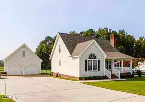 1753 First St, Nashville, NC 27856