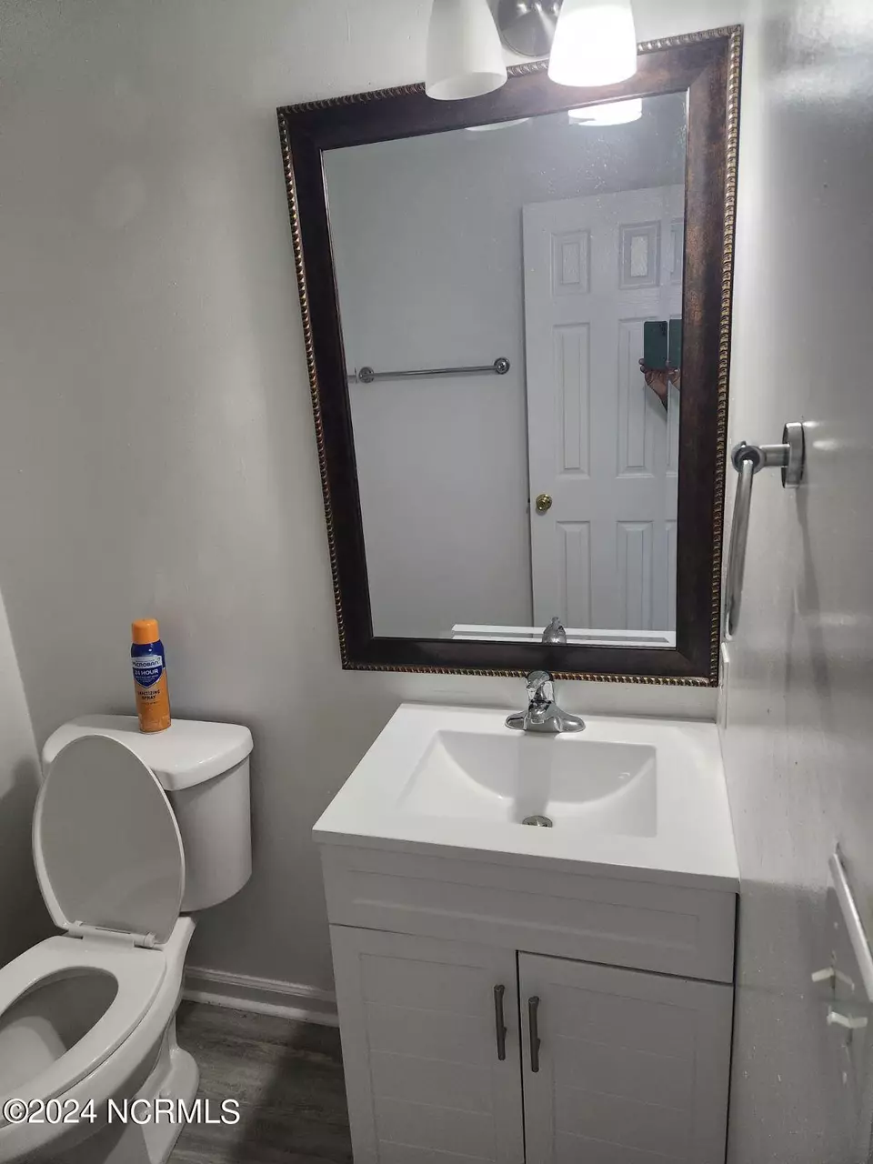 Bath - 1004 Leggett Rd, Rocky Mount, NC 27801 photo 3 of 3