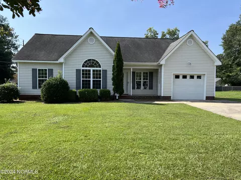 684 Second St, Ayden, NC 28513