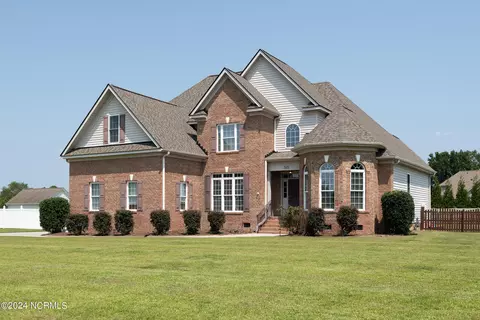393 River Birch Dr, Greenville, NC 27858