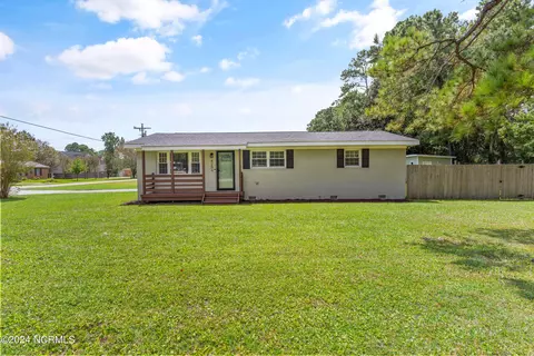 4254 Gordon Rd, Wilmington, NC 28405