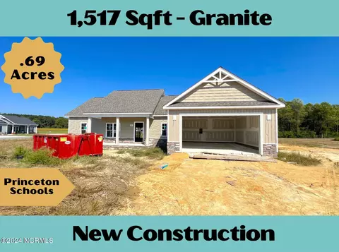 21 Oakbridge Way, Pikeville, NC 27863
