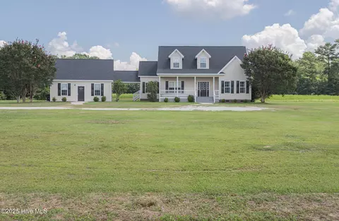 3867 E Nc 24 Hwy, Beulaville, NC 28518
