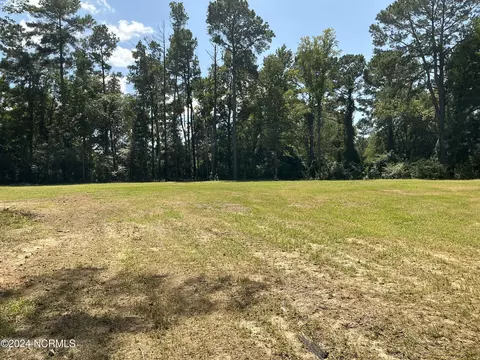 4275 N Carolina 211 Hwy W, Bladenboro, NC 28320