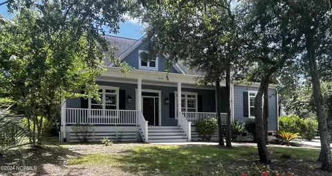 5116 Fernwood Dr, Southport, NC 28461
