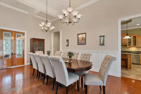 Dining - 110 Phillips Dr, West End, NC 27376 photo 3 of 5