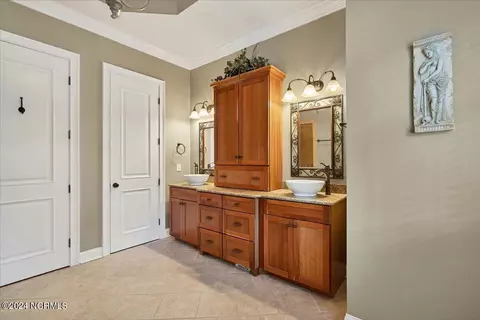 Bath - 110 Phillips Dr, West End, NC 27376 photo 3 of 7