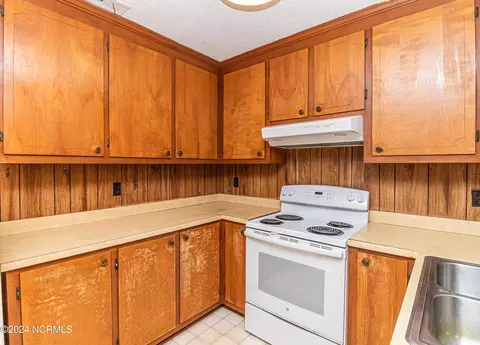 Kitchen - 699 Mitchell Rd, Dudley, NC 28333 photo 1 of 3