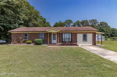 699 Mitchell Rd, Dudley, NC 28333