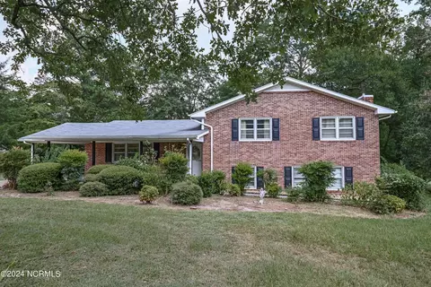 708 Ridge Dr, Goldsboro, NC 27530