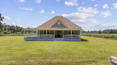 2601 Bay View Dr, Green Sea, SC 29545