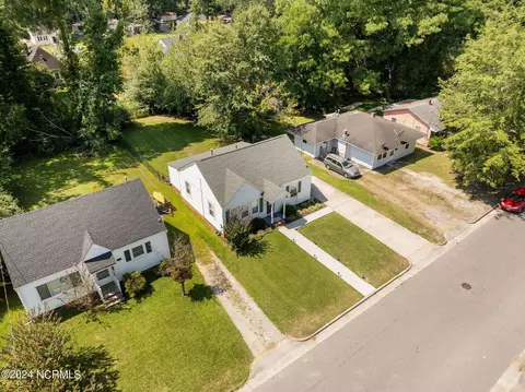 View/Area - 321 E 13th St, Washington, NC 27889 photo 1 of 3
