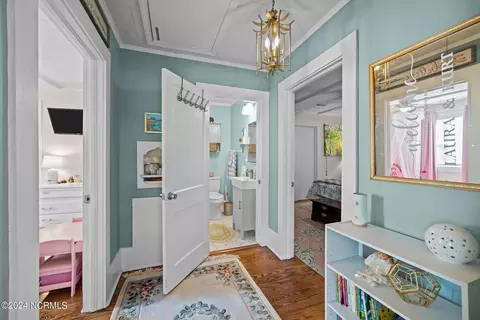 Entry Way - 321 E 13th St, Washington, NC 27889 photo 1 of 1
