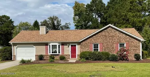 3802 Horseshoe Rd, New Bern, NC 28562