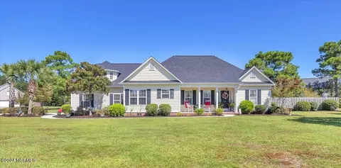 1111 Linkway Ln, Wilmington, NC 28409