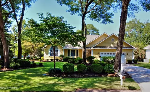 452 Egret Dr, Sunset Beach, NC 28468