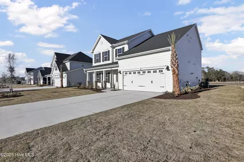 145 Planters Walk, Hampstead, NC 28443 photo 3