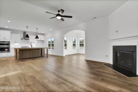 145 Planters Walk, Hampstead, NC 28443 photo 13