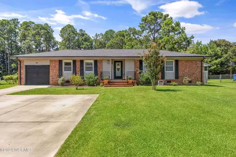 511 Oakwood Ave, Jacksonville, NC 28546