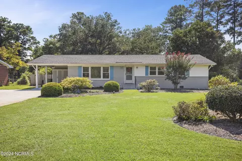 3926 Edgewood Rd, Wilmington, NC 28403