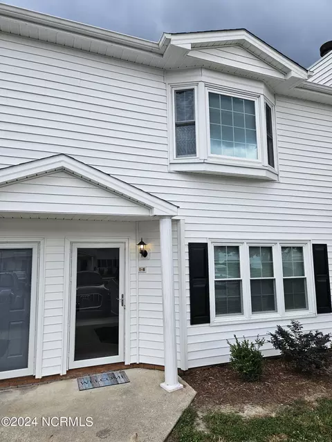 3344 Landmark St #I6, Greenville, NC 27834
