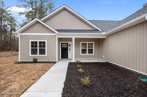 100 Maple Ct, Havelock, NC 28532 photo 3