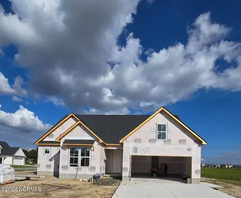 4307 Bentwood Rd, Ayden, NC 28513