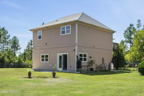 234 Pilchers Branch Rd, Holly Ridge, NC 28445